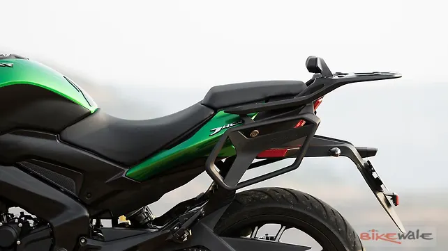 Bajaj Dominar 400 Seat
