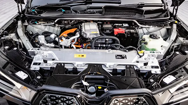 BMW iX Engine Shot BMW iX Engine Shot