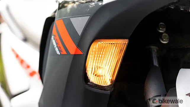 Yamaha Aerox 155 Front Turn Indicators