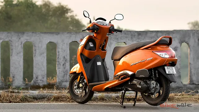 TVS Jupiter 125 Left Side View TVS Jupiter 125 Left Side View