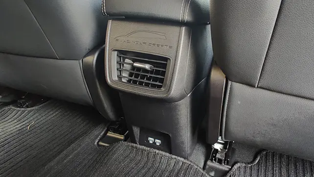 Toyota Innova Crysta Rear Row Air Vent Toyota Innova Crysta Rear Row Air Vent