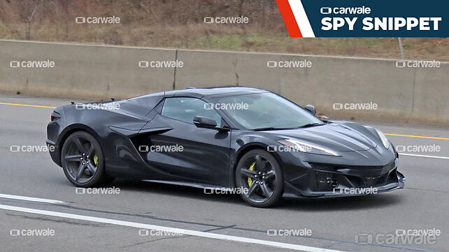 Chevrolet Corvette E-Ray hybrid spotted without camouflage