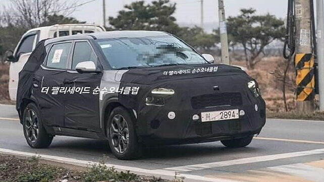 Kia Seltos facelift test mule images surface for the first time