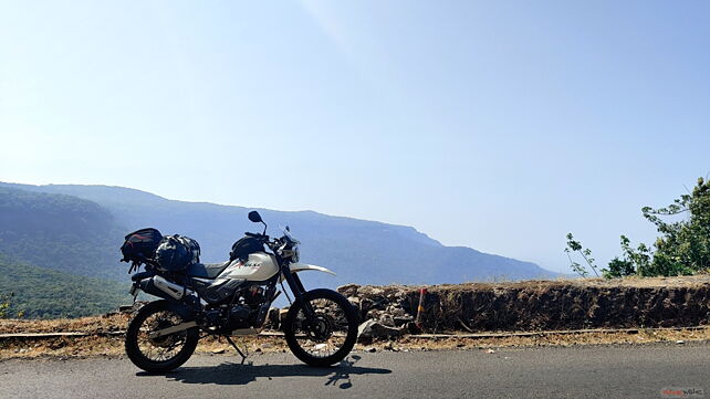 Hero MotoCorp sells 3.95 lakh two-wheelers in December