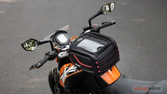 Royal Enfield Himalayan Left Rear Three Quarter