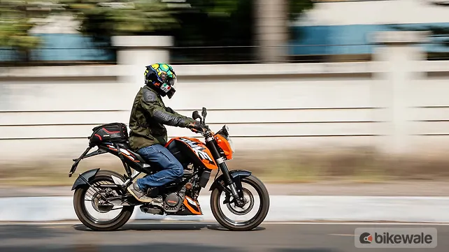 Royal Enfield Himalayan Right Side View