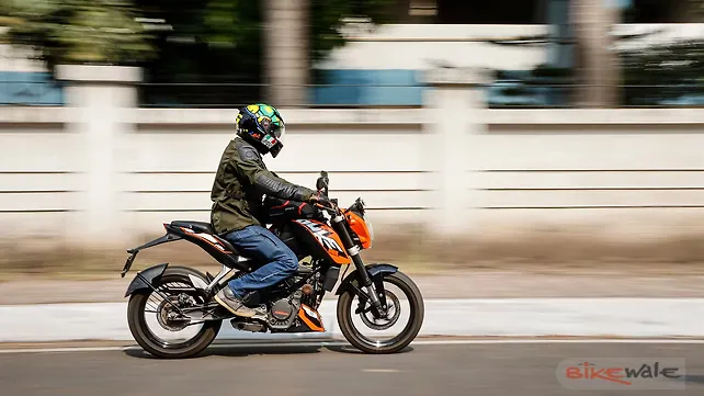 Royal Enfield Himalayan Right Side View