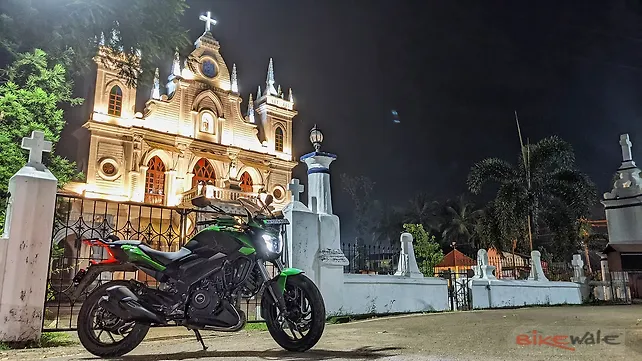 Bajaj Dominar 400 Right Side View