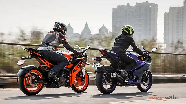 Yamaha R15 V4 Right Side View