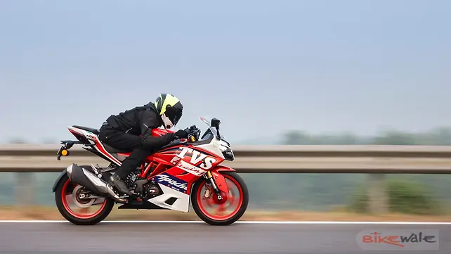 TVS Apache RR310 Right Side View TVS Apache RR310 Right Side View