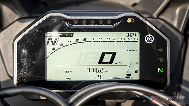 Yamaha YZF R15 V4 Instrument Cluster