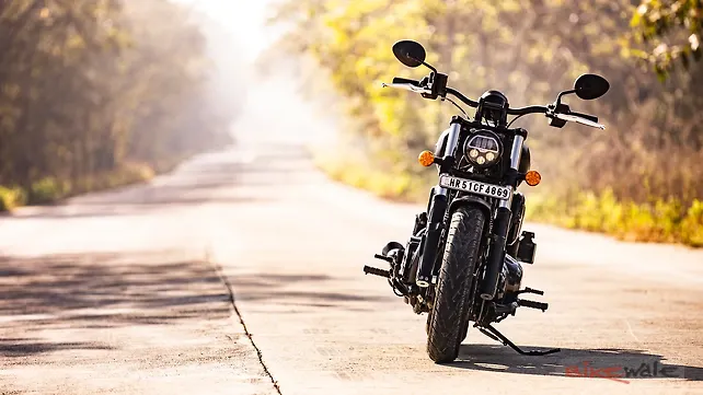 Indian Chief Dark Horse Front View Indian Chief Dark Horse Front View