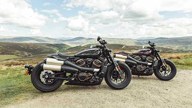 Harley-Davidson Sportster S Right Side View