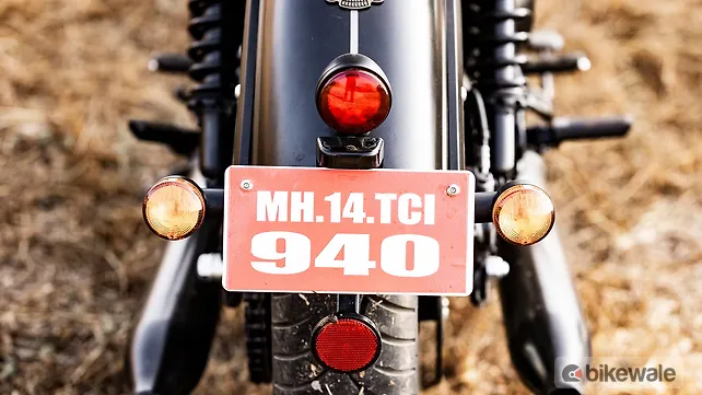 Yezdi Roadster Rear Fender