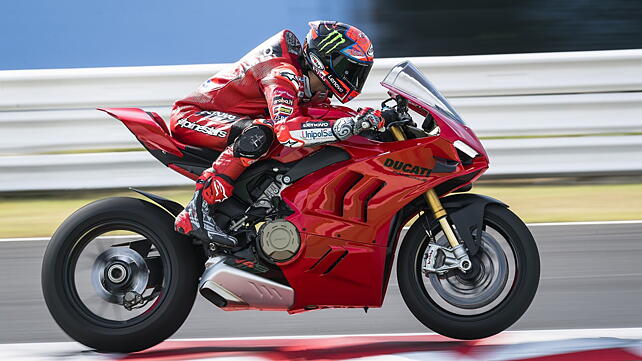 Ducati Panigale V4 R Right Side View