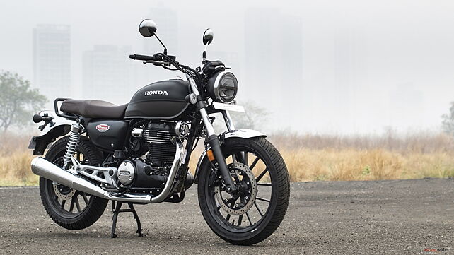 Honda H’ness CB350 and CB350RS available with huge discounts!