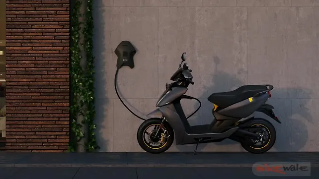 Ather 450X Wall Mounted Charger Ather 450X Wall Mounted Charger