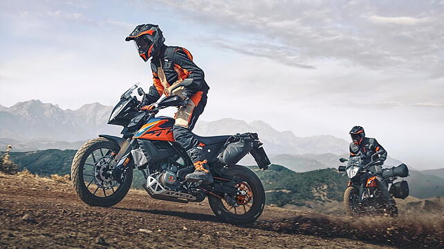 KTM 390 Adventure [2022] Right Side View