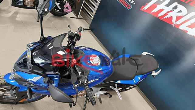 Bajaj Pulsar F250 Left Side View