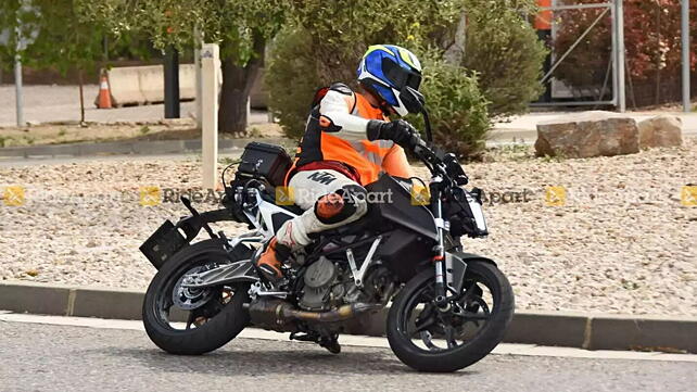 KTM 390 Duke Right Side View