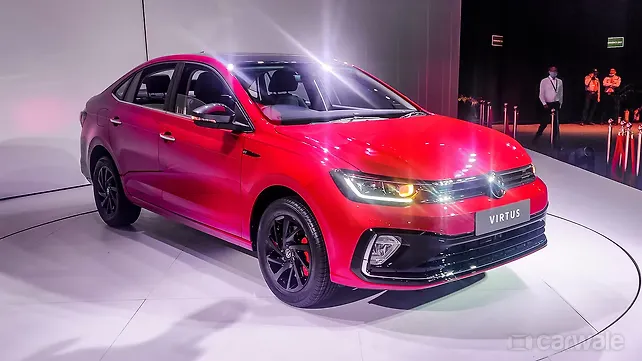 Volkswagen Virtus [2022-2023] Right Front Three Quarter