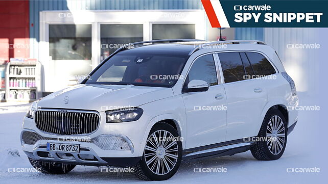 Mercedes-Maybach GLS facelift spotted testing in the snow