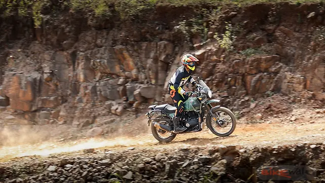 Royal Enfield Himalayan Left Front Three Quarter