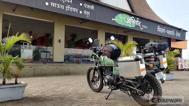 Royal Enfield Himalayan Right Side View Royal Enfield Himalayan Right Side View