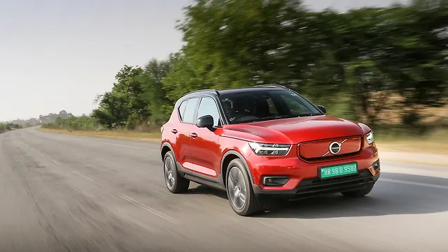 Volvo XC40 Recharge Right Front Three Quarter Volvo XC40 Recharge Right Front Three Quarter