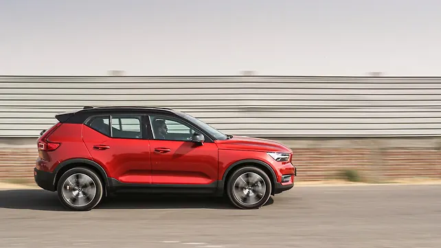 Volvo XC40 Recharge Right Side View Volvo XC40 Recharge Right Side View