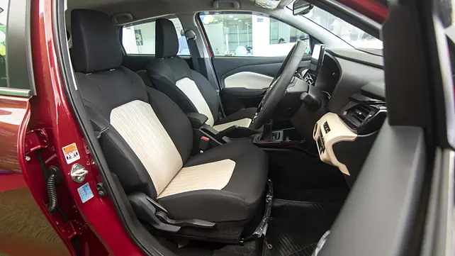 Toyota Glanza Front Row Seats Toyota Glanza Front Row Seats