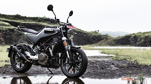 Suzuki V-Strom SX Right Front Three Quarter