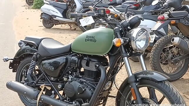 Royal Enfield Meteor 350 Right Side View