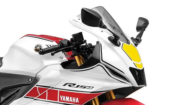 Yamaha YZF R15 V4 Head Light