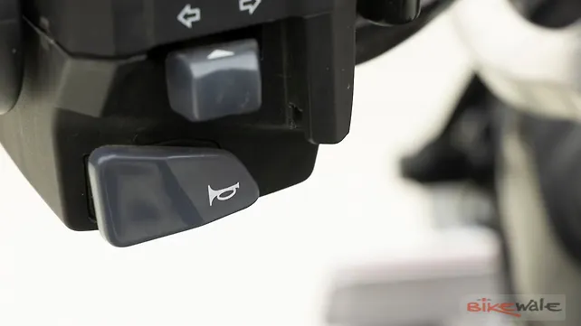 Yezdi Scrambler Horn Button Yezdi Scrambler Horn Button