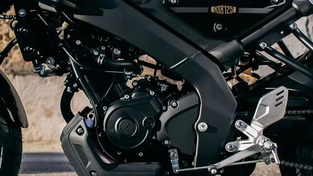 Yamaha XSR 155 Engine From Left