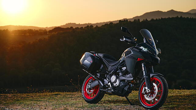 Ducati Multistrada 950 Right Side View