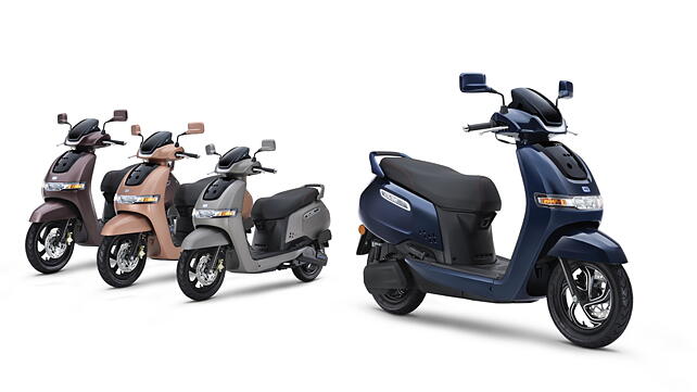 TVS iQube Left Front Three Quarter