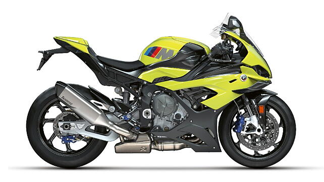 BMW M 1000 RR Right Side View