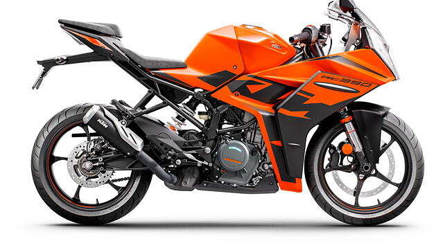 KTM RC 390 [2022] Right Side View