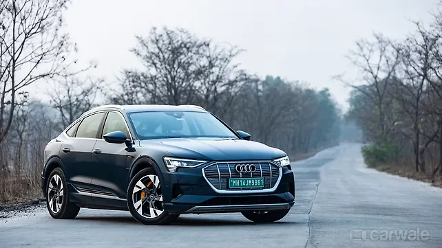 Audi e-tron Sportback Right Front Three Quarter
