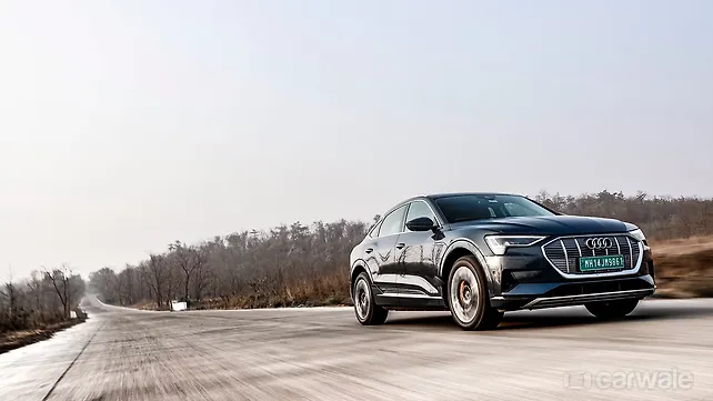 Audi e-tron Sportback Right Front Three Quarter