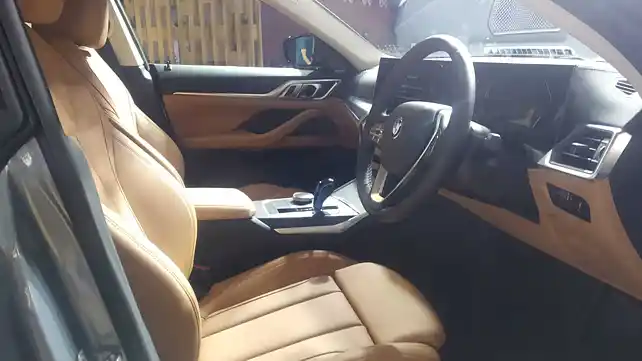 BMW i4 Front Row Seats BMW i4 Front Row Seats