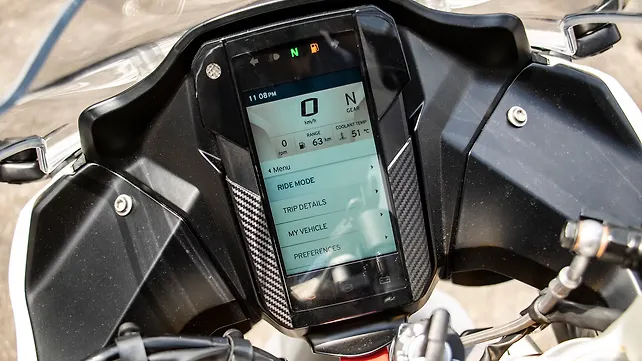 bmw g310r display