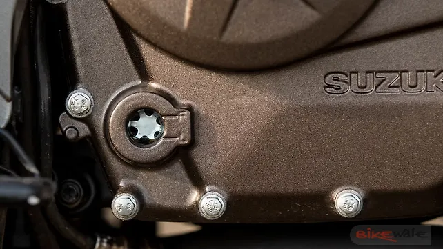 Suzuki V-Strom SX Engine Oil Level Indicator