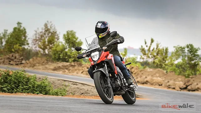 Suzuki V-Strom SX Right Front Three Quarter