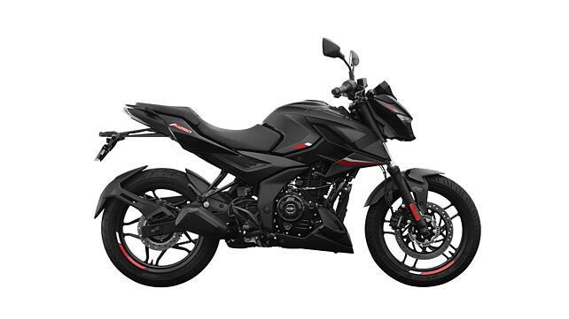 Bajaj Pulsar N250 Right Side View