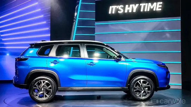 Toyota Urban Cruiser Hyryder โ First Look - CarWale