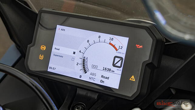 KTM RC 390 TFT / Instrument Cluster