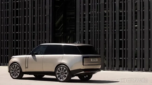 New Range Rover Models Rear New Range Rover deliveries commence in India - CarWale